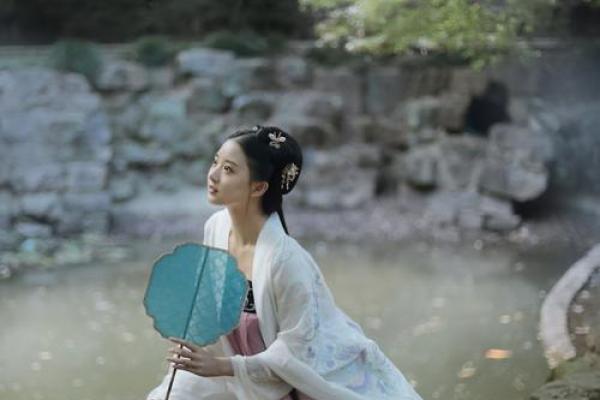 带玥字的女孩名字：优雅与气质兼备