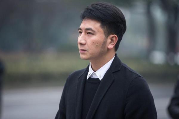 发哥的八字如何影响他的事业与家庭运势