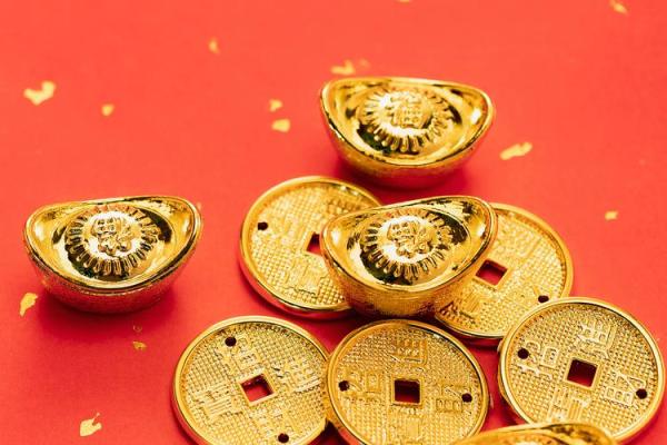 许家印八字命理解析 揭秘其商业成功之道