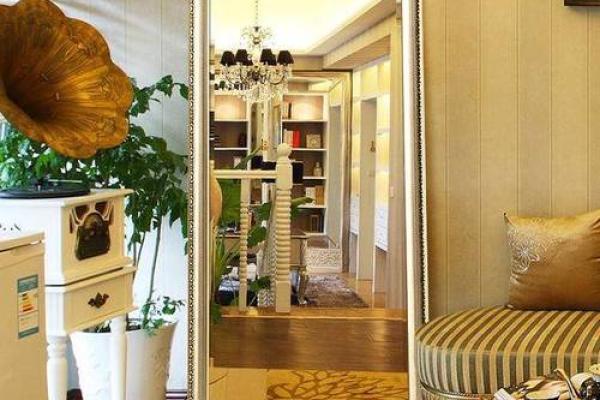 餐厅风水镜子：增加财运与人气的秘诀