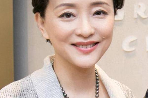 从杨澜的八字看她的事业与人生轨迹
