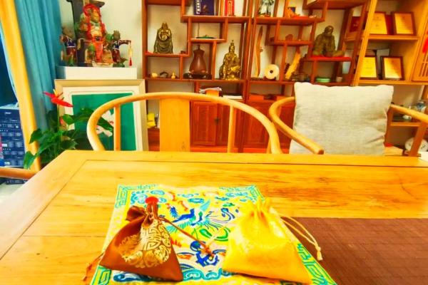 打造富贵家居环境：凤凰家居风水的应用与实践