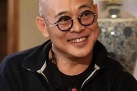 从李连杰的生辰八字看他如何打破命运枷锁