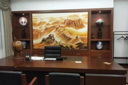 办公室背后装饰风水对事业运势的影响分析