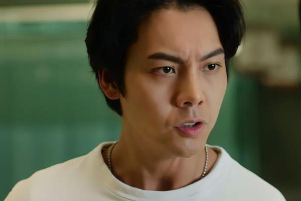 陈伟霆生辰八字透视,成功背后的命理玄机 陈伟霆生辰八字透视,成功背后的命理玄机