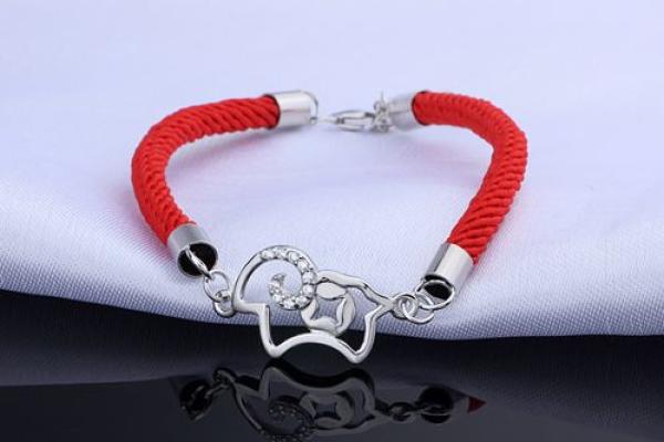 本命年羊女如何利用直觉避免生活中的困境 本命年羊女如何利用直觉避免生活中的困境